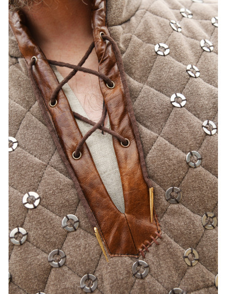 Gambesón medieval sin mangas...