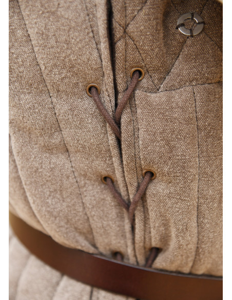 Middelalderlig ærmeløs gambesón...