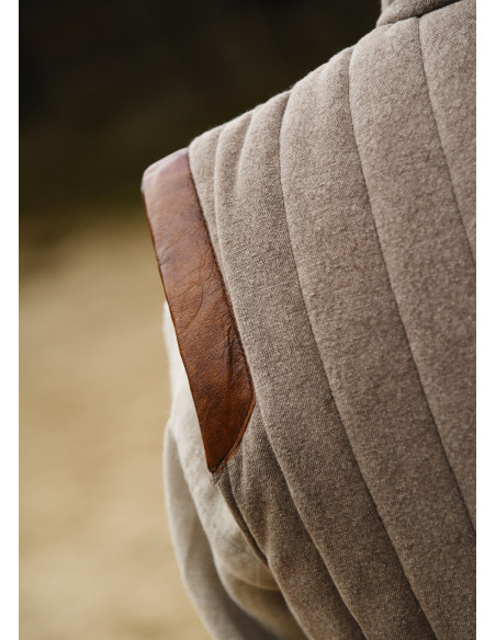 Ärmelloser, dekorierter...