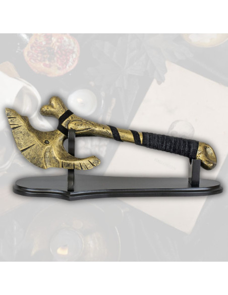 Decoratieve bijl van hars met...