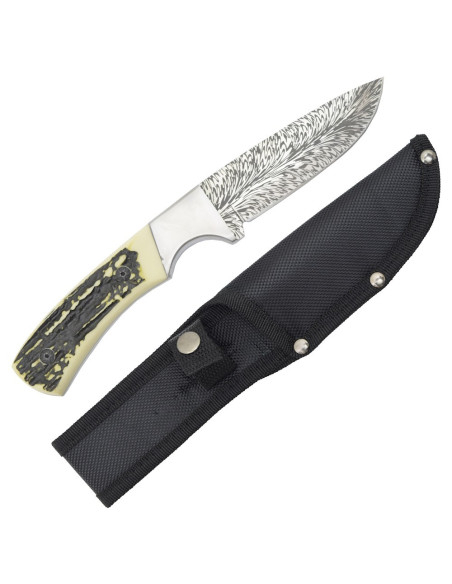 Cuchillo aventura, mango asta y funda...