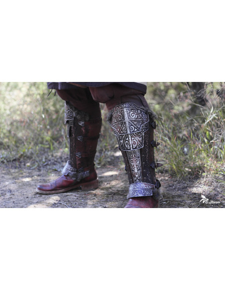 Grebas vikingas Bárbaros con grabados