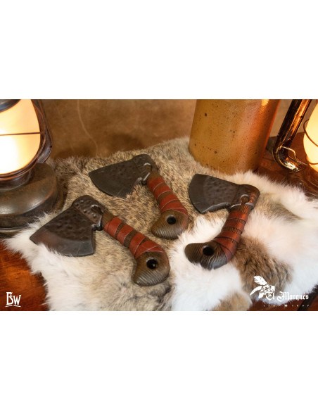 Savage werpbijl voor LARP