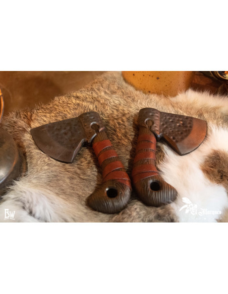 Savage werpbijl voor LARP