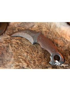 Cuchillo Karambit para LARP