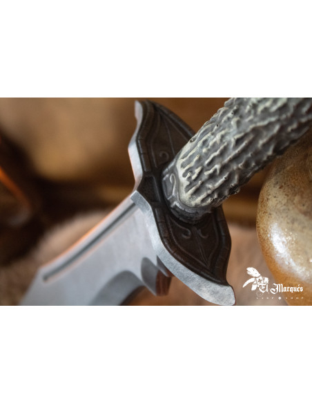 Bogenförmiges Bowie-Messer aus...