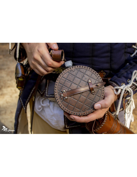 Cantimplora Explorer medieval en cuero