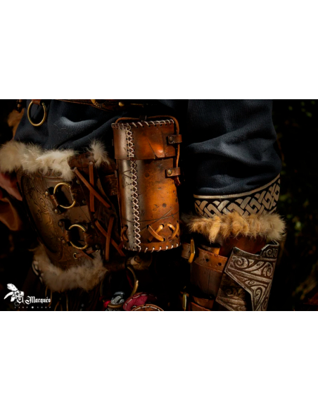 Portalatas medieval envejecido