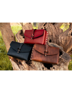 Bolso medieval peregrino en piel 2