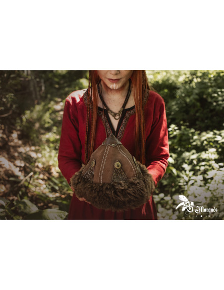 Vikingerhut aus Schafwolle und Leder