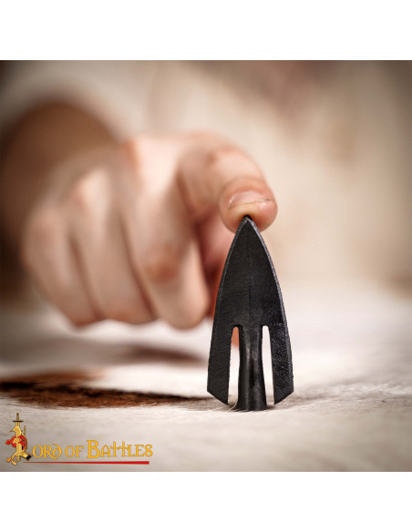 Punta de flecha Medieval, cola de...