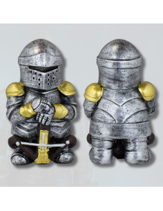 Resin figur af middelalderkriger med armbrøst (10,5 cm.)