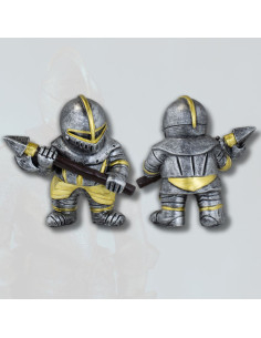 Resin figur af middelalderkriger med lanse (10,5 cm.)