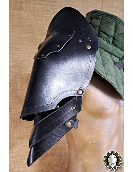 Medievale læder skulderbeskyttere...