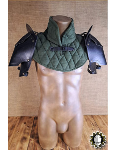 Medievale skulderbeskyttere i læder, model Senua, sort