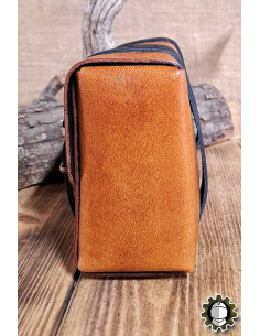 Mittelalterliche Ledertasche Modell Altair, braune Farbe 2