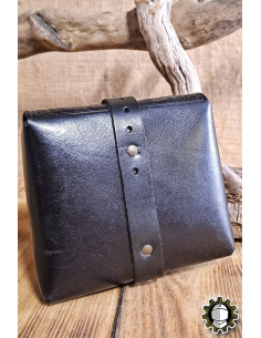 Medievaler Lederrucksack Modell Valeron, schwarz 2
