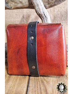 Mittelalterliche Ledertasche Modell Valeron, braune Farbe 2