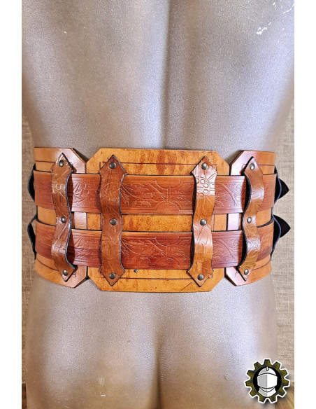 Breiter mittelalterlicher Gürtel aus...