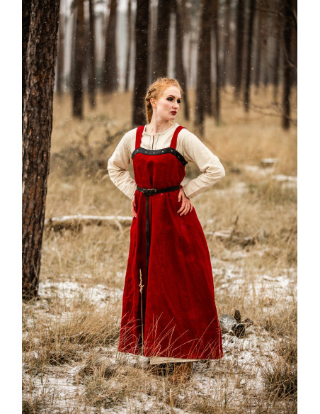 Viking overkleed Alena van linnen,...