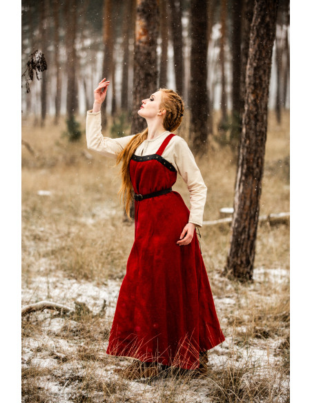 Viking overkleed Alena van linnen,...
