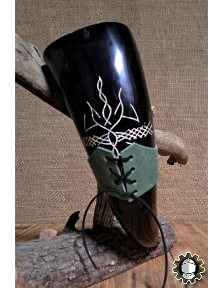 Tahalí en cuero para cuerno, color verde