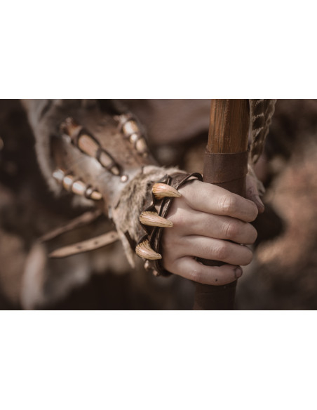 Berserker-Model, braune Armschützer