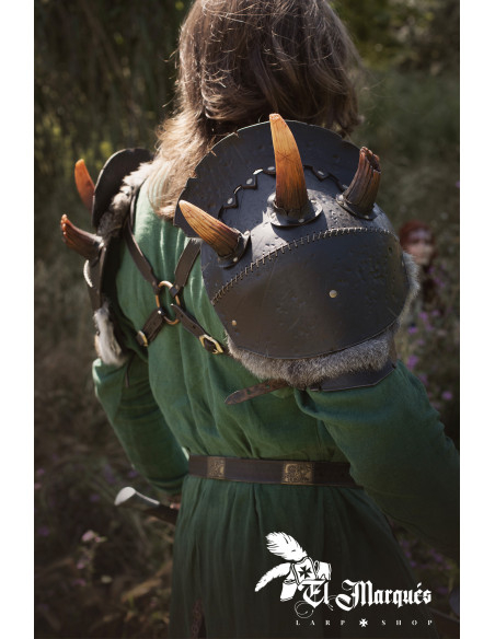 Stor læder skulderpude model Berseker