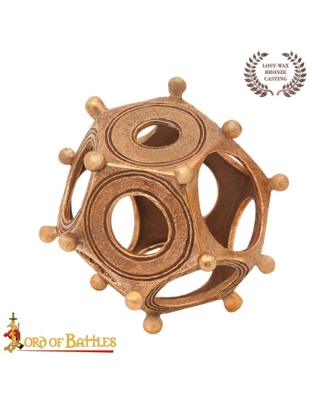 Dodecaedro romano en bronce fundido