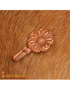 Kleiner mittelalterlicher Wandhalter aus Bronze