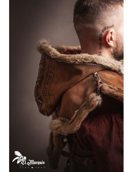 Vikinger Kapuze und Schulterbedeckung...