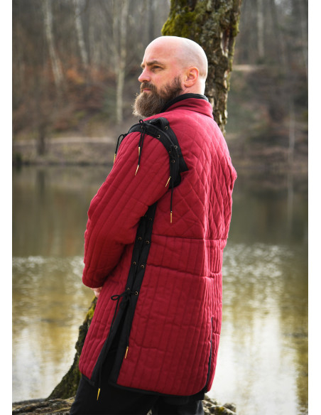 Middeleeuws gambeson in rood-zwart,...