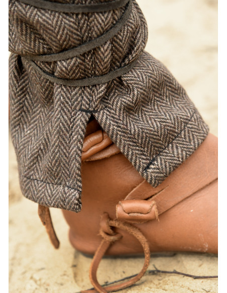 Vikingische Hosen im Fischgrätmuster,...