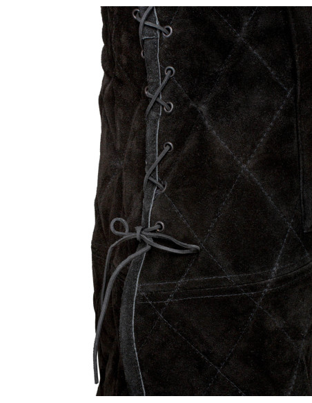 Middelalderlig rustning i ante-model...