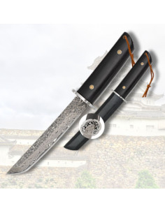 Kniv af typen tanto med damaskblad på 73 lag