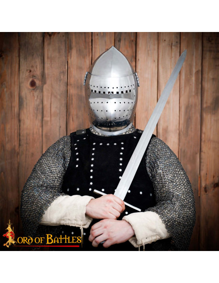 Mittelalterlicher Helm mit...