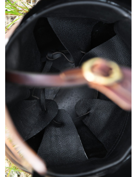 Italo-korinthischer Helm, antikes Finish