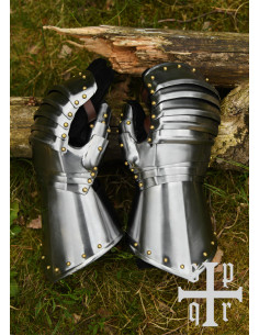 Mittelalterliche Mittenhandschuhe, 15.-16. Jahrhundert 2