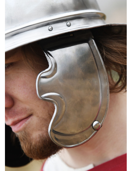 Gallischer Helm, Typ Alesia, aus Stahl