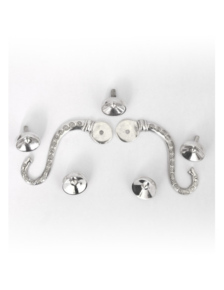 Herrajes y botones, Lórica Hamata...