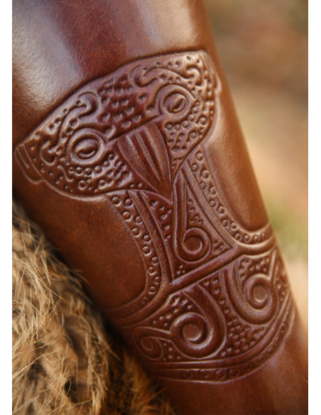 Thors hammer armbånd i brun