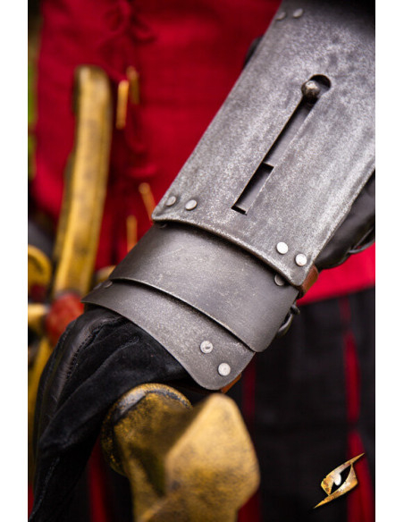 Middeleeuwse armen in staal model...