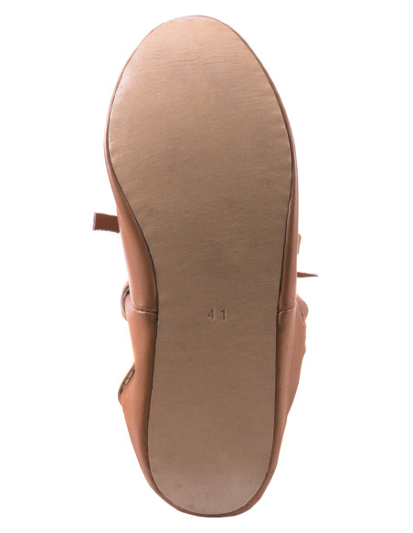 Mittelalterliche Stiefel mit halber... Mittelalterliche Stiefel mit halber...