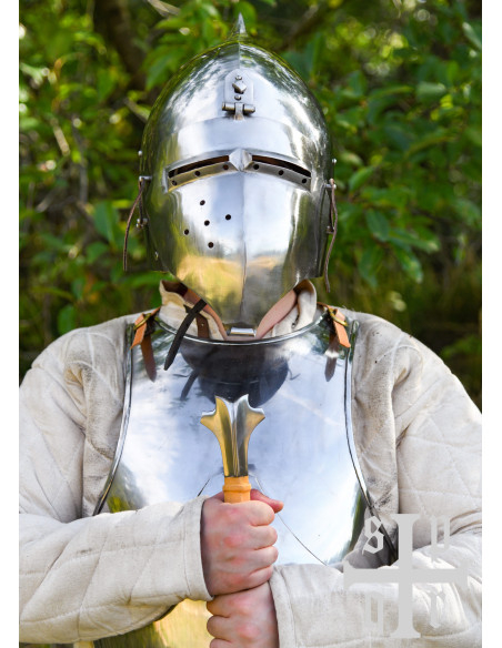 Medieval hjelm med visir og løgformet...