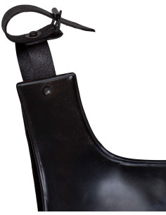 Medieval rustning i stål model Nova, sort finish 2