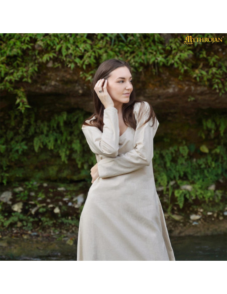 Vestido medieval cuello redondo...