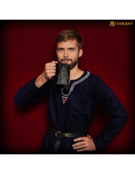 Jarra vikinga en cuerno natural (600...