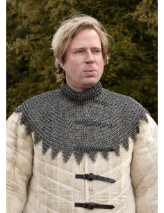 Bisschopsmantel van haarnetje, met banden en gesp