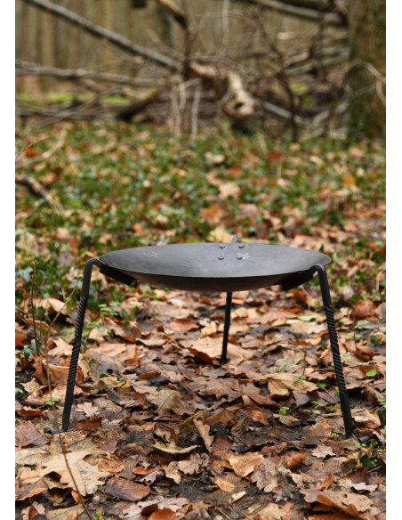 Middeleeuws vuurkorf met afneembare...