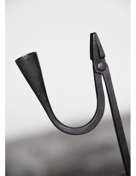 Candelabro de junco forjado a mano...